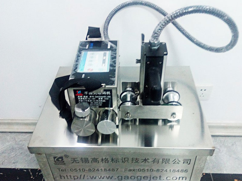 激光噴碼打標機可高速噴印從而滿足高速生產線環(huán)境的要求